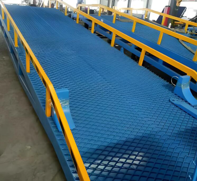 隆昌移动式液压登车桥